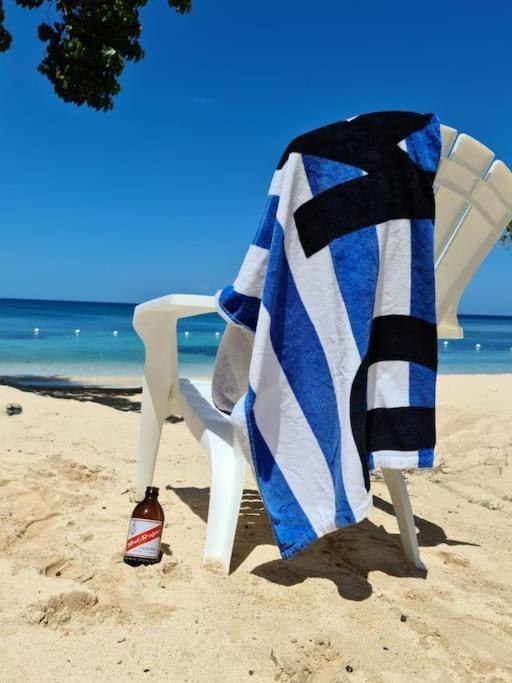 Townhouse By The Bay, Little Bay Country Club ,Negril Villa Orange Bay Ngoại thất bức ảnh