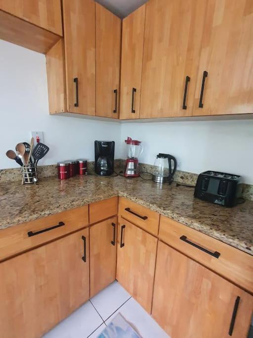 Townhouse By The Bay, Little Bay Country Club ,Negril Villa Orange Bay Ngoại thất bức ảnh