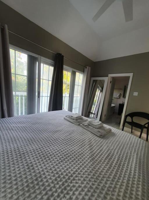 Townhouse By The Bay, Little Bay Country Club ,Negril Villa Orange Bay Ngoại thất bức ảnh